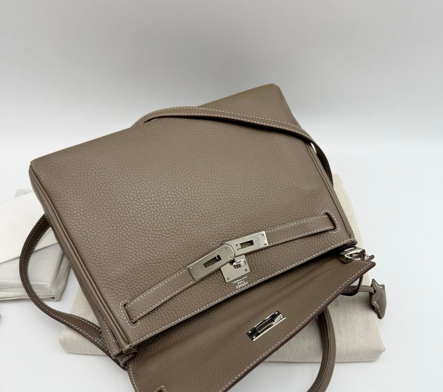 Hermés Retorune Kelly 28
