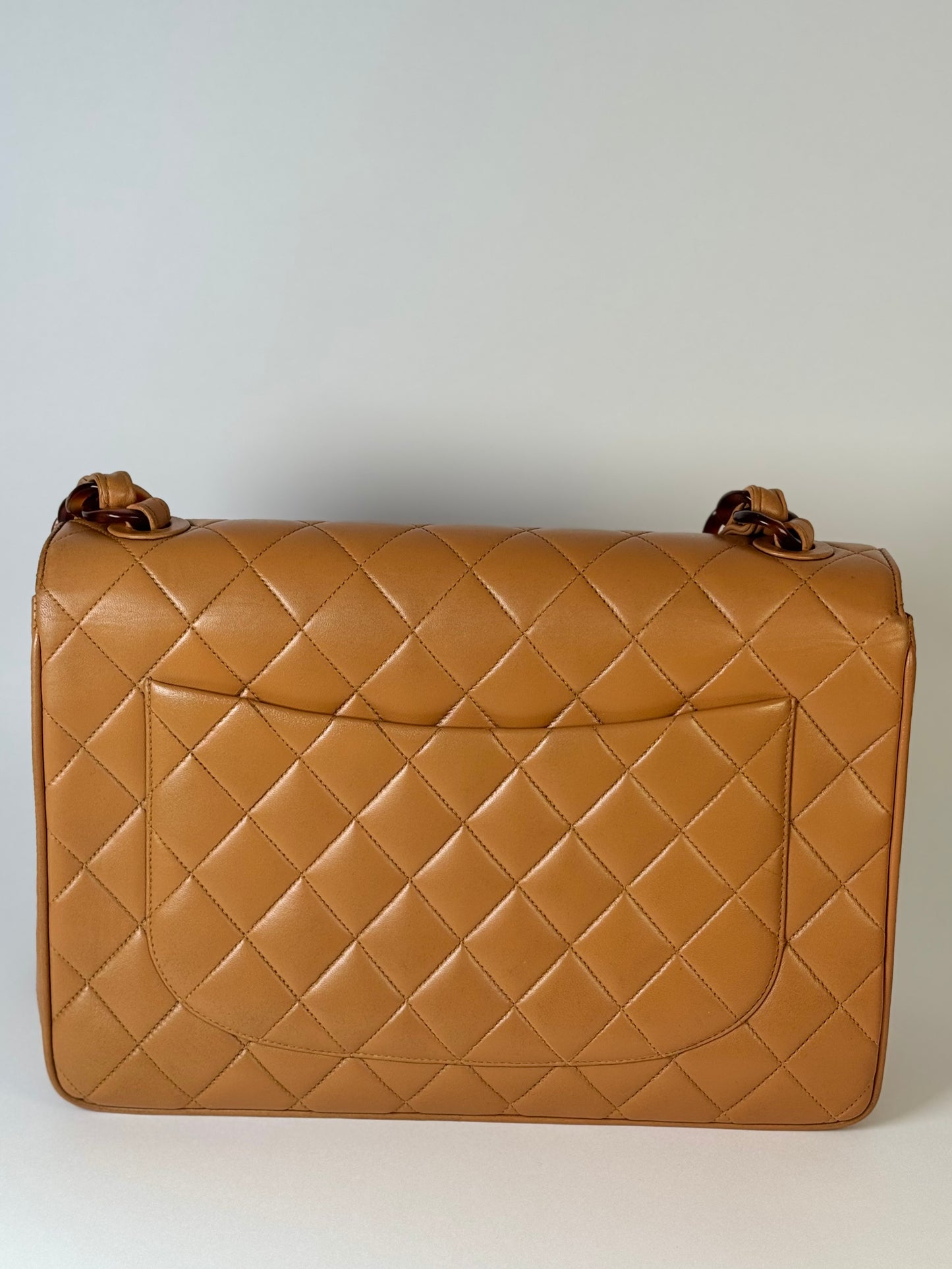 Chanel vintage jumbo
