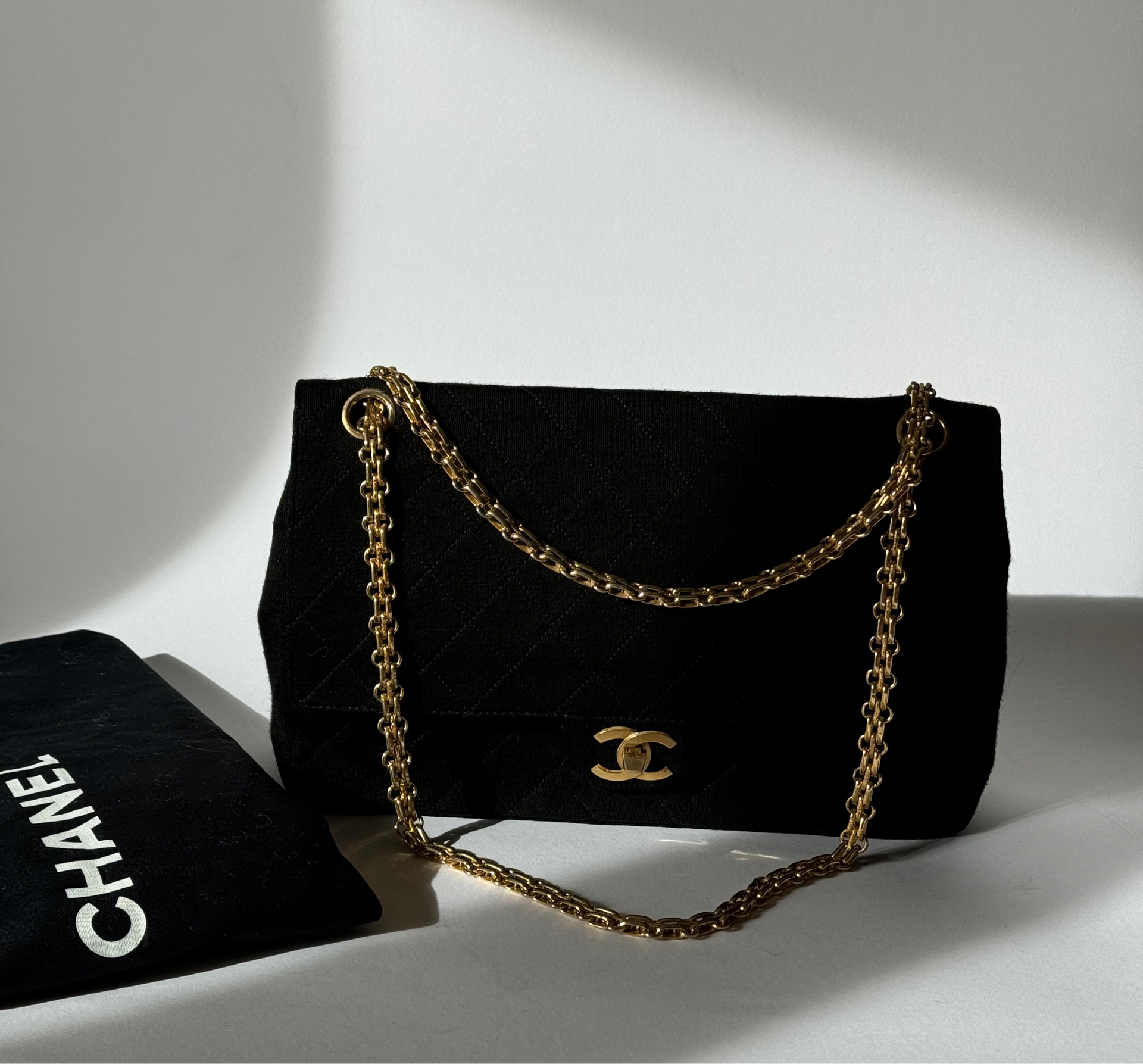 超レア貴重品　CHANEL ヴィンテージ　カクテルbag 超レア貴重品CHANEL ヴィンテージカクテルbag