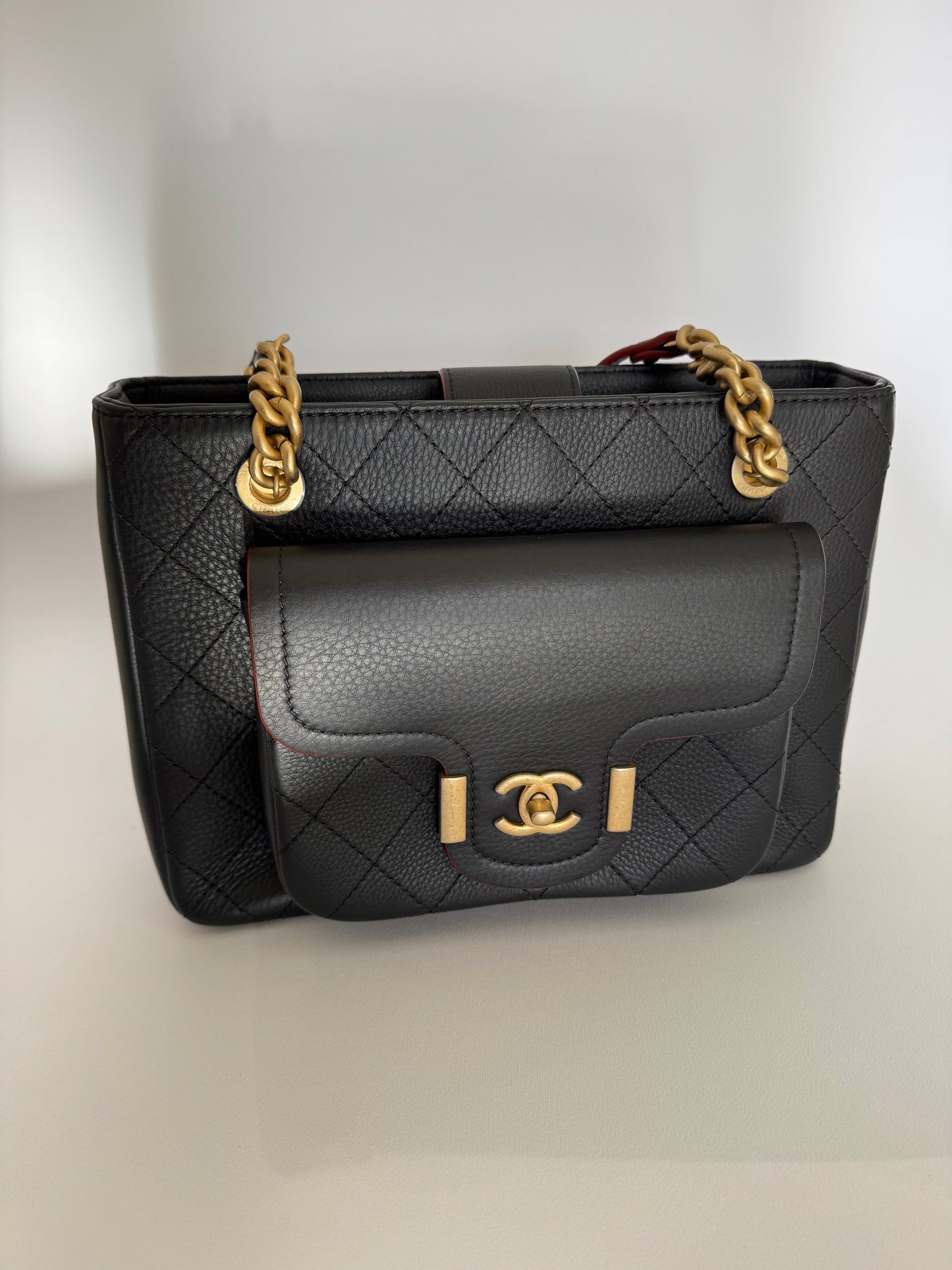 Chanel Archi Chic