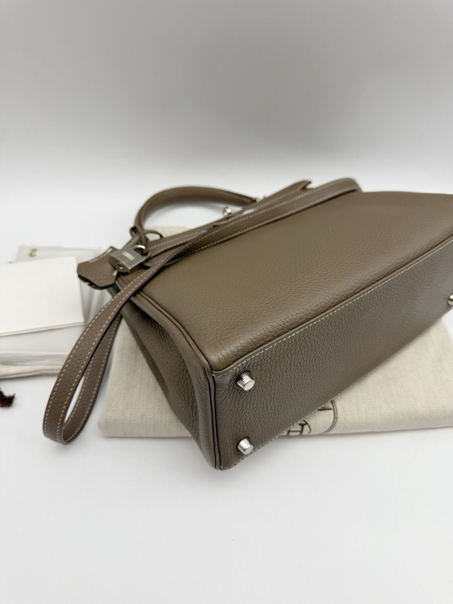 Hermés Retorune Kelly 28