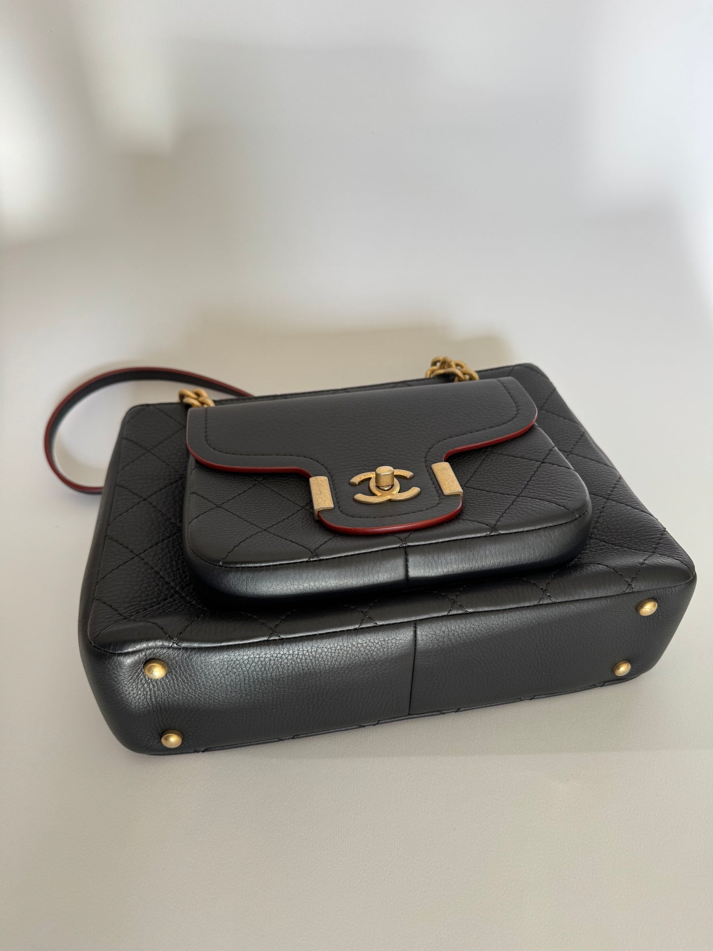 Chanel Archi Chic